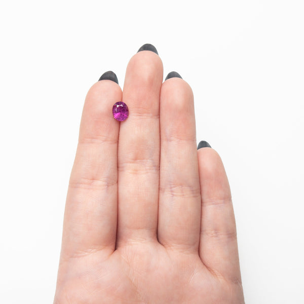 1.79ct 7.56x6.21x4.57mm Oval Brilliant Sapphire 27957-36 - Gem