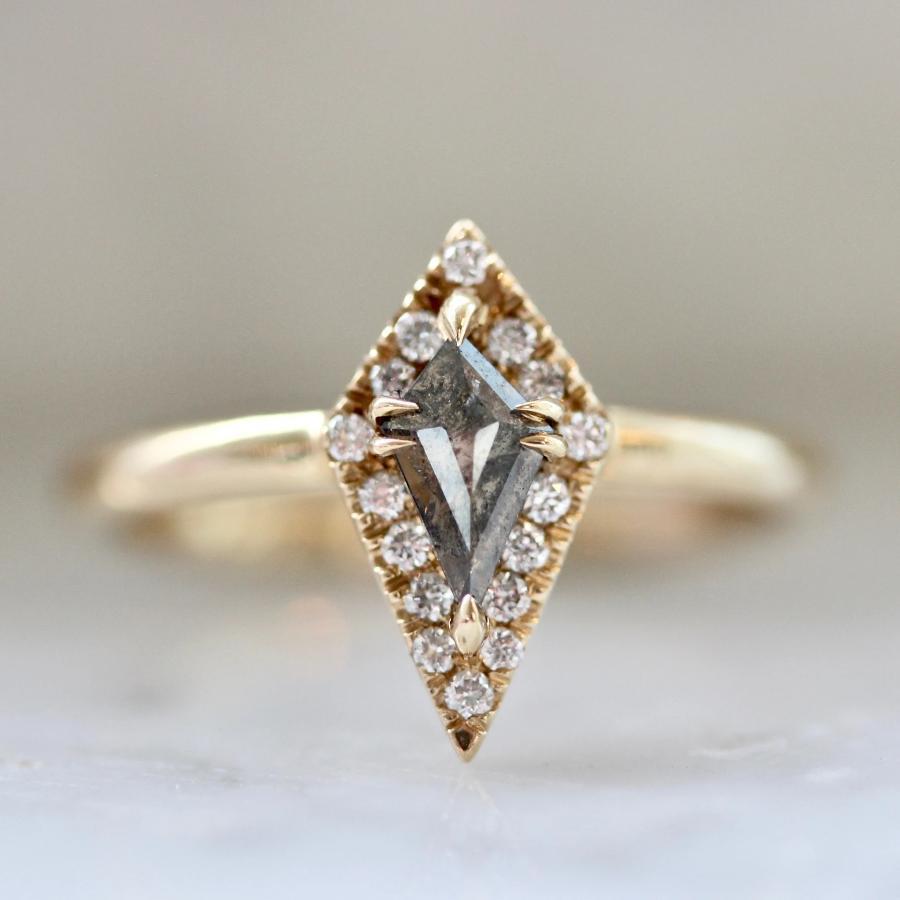 
            Elysia Grey Rose Cut Diamond Ring