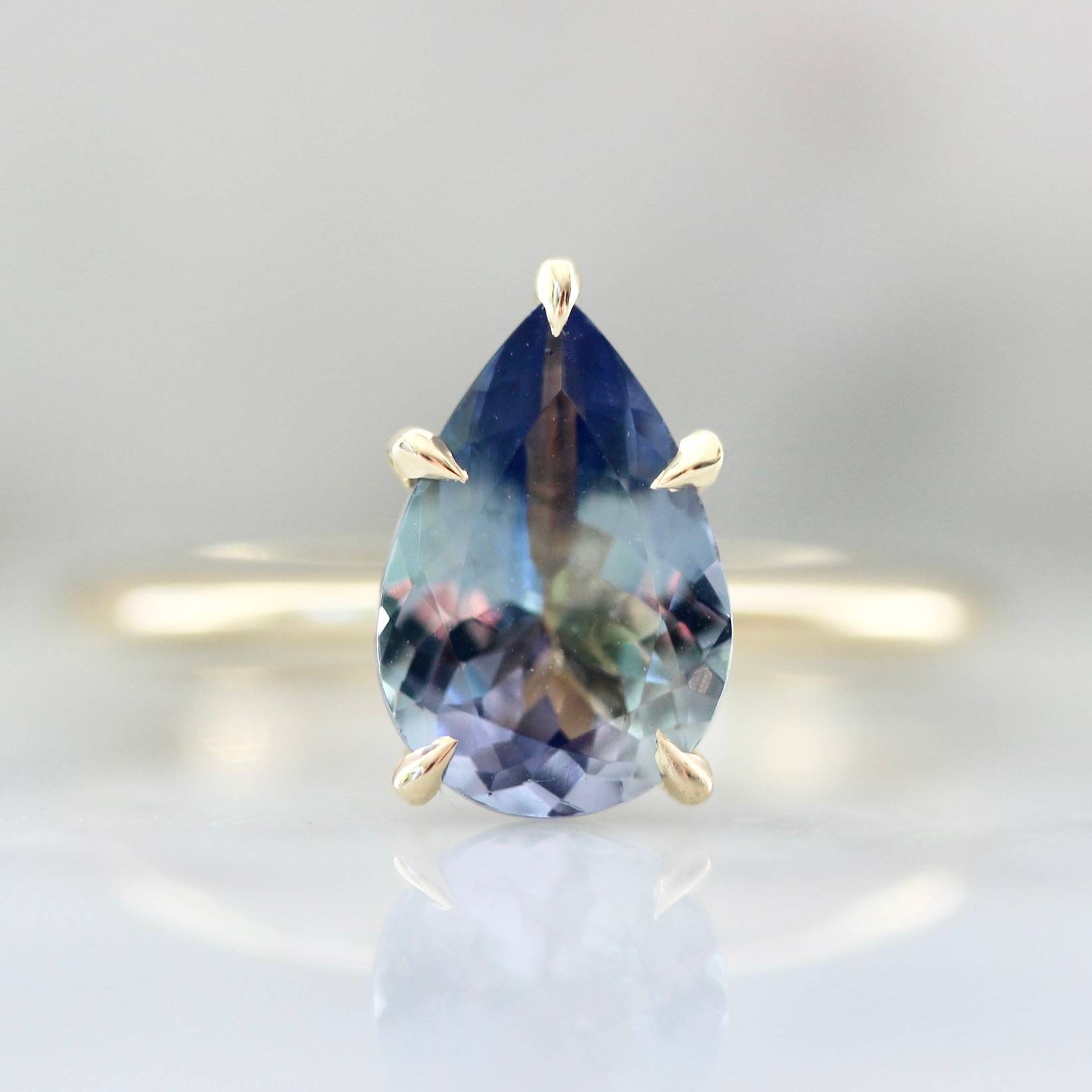 Tanzanite Stone Buying Guide & Our Favorite Tanzanite Rings