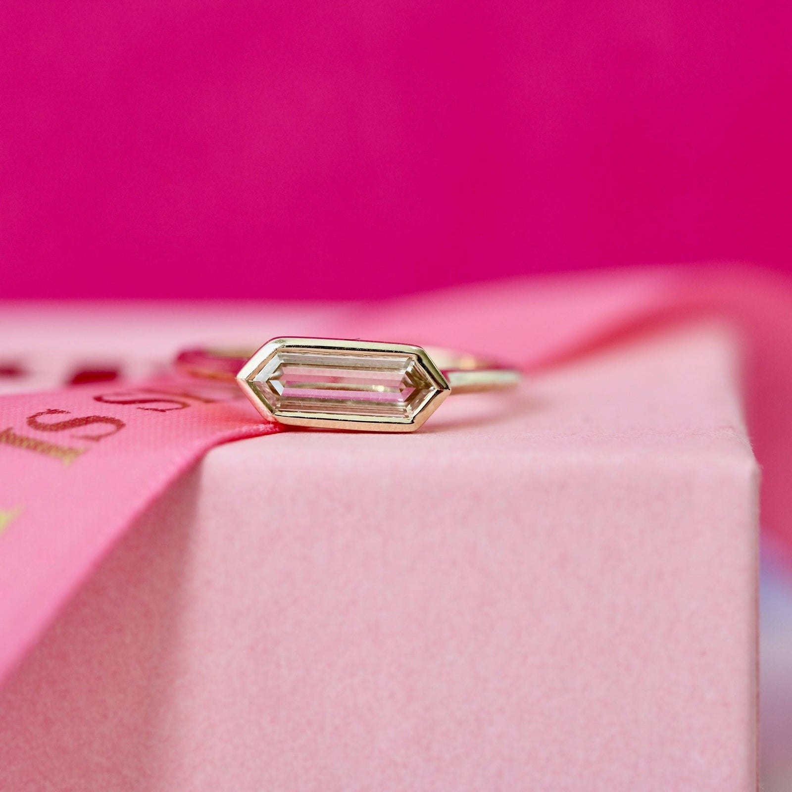 how long does it tak to make a custom engagement ring