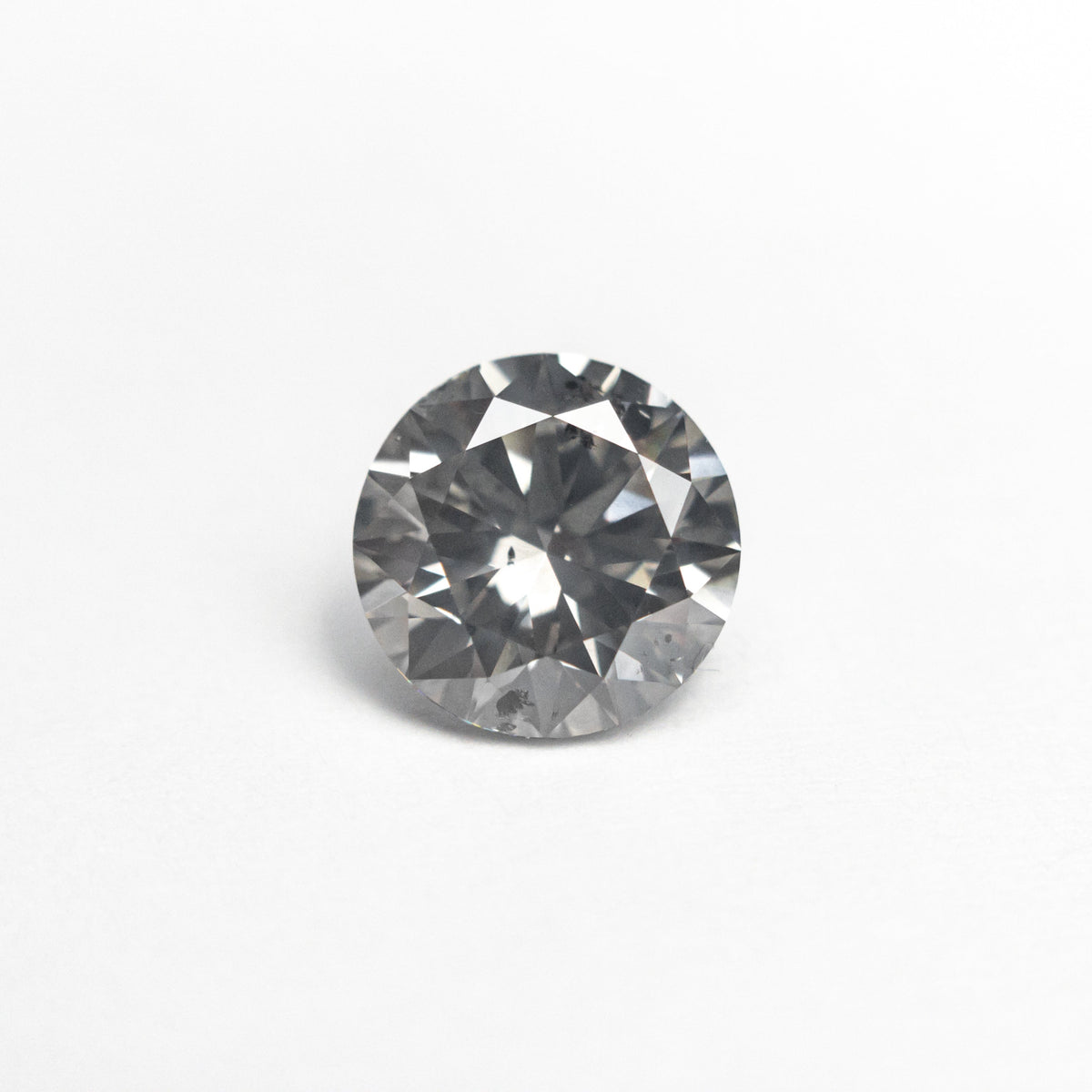 
            1.06ct 6.53x6.50x3.97mm SI2 Fancy Grey Round Brilliant 18462-01