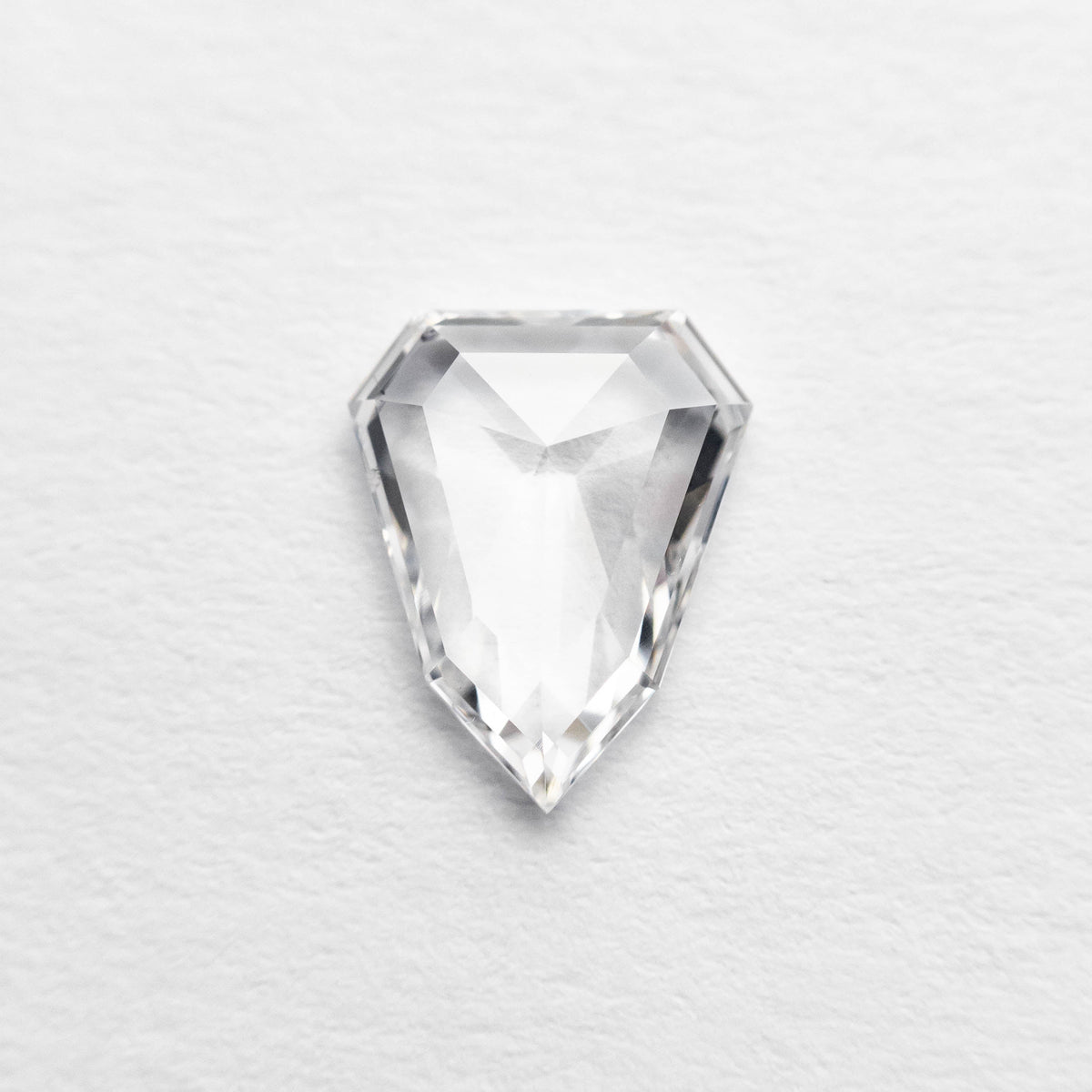 
            0.60ct 7.36x5.90x1.76mm Shield Rosecut 18496-03