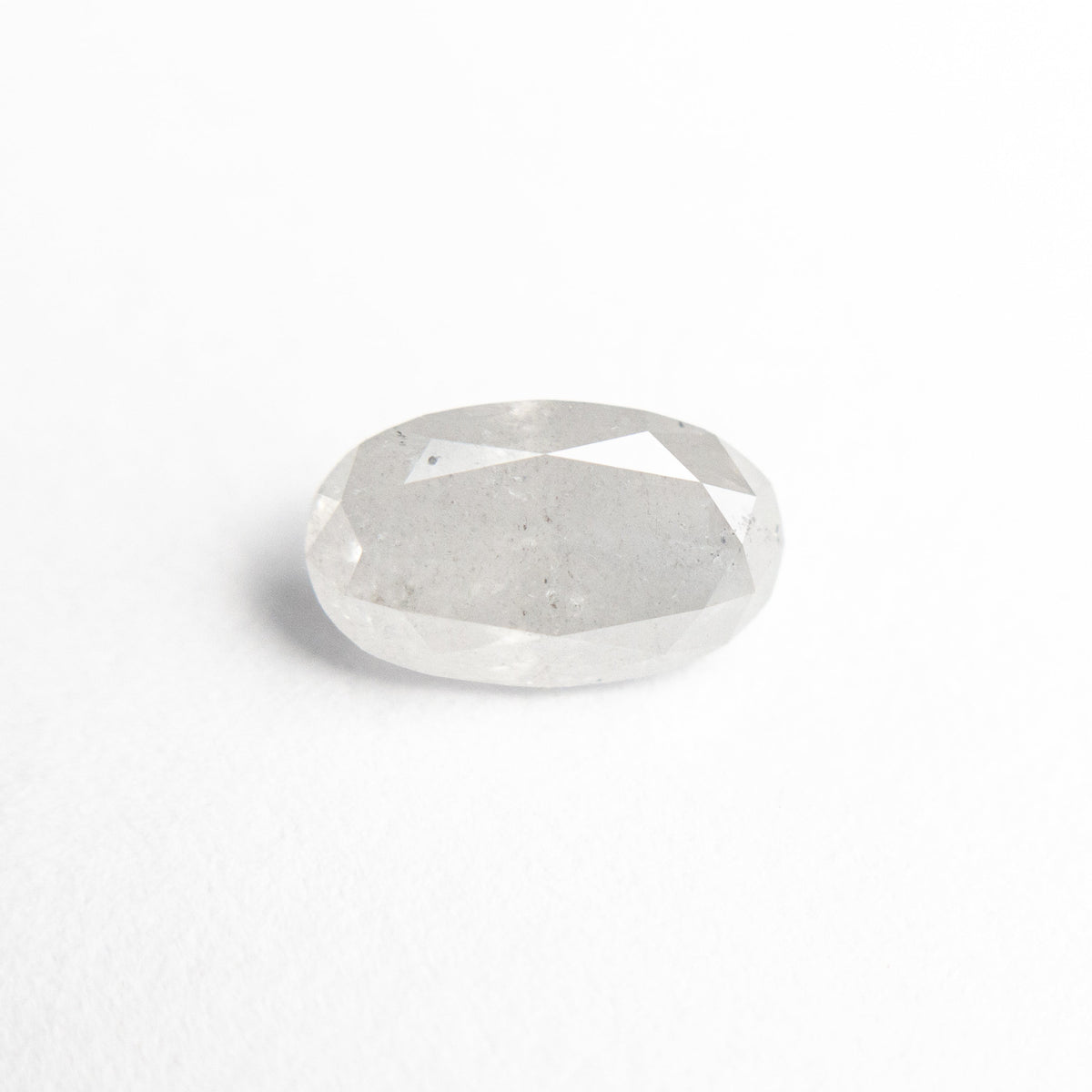 
            1.00ct 7.85x4.67x3.38mm Oval Brilliant 18916-09 - Misfit Diamonds