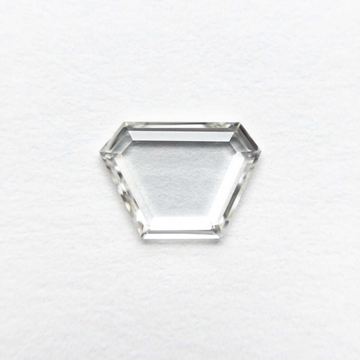 
            0.70ct 8.24x5.91x1.31mm VS1 I Trapezoid Portrait Cut 19854-24