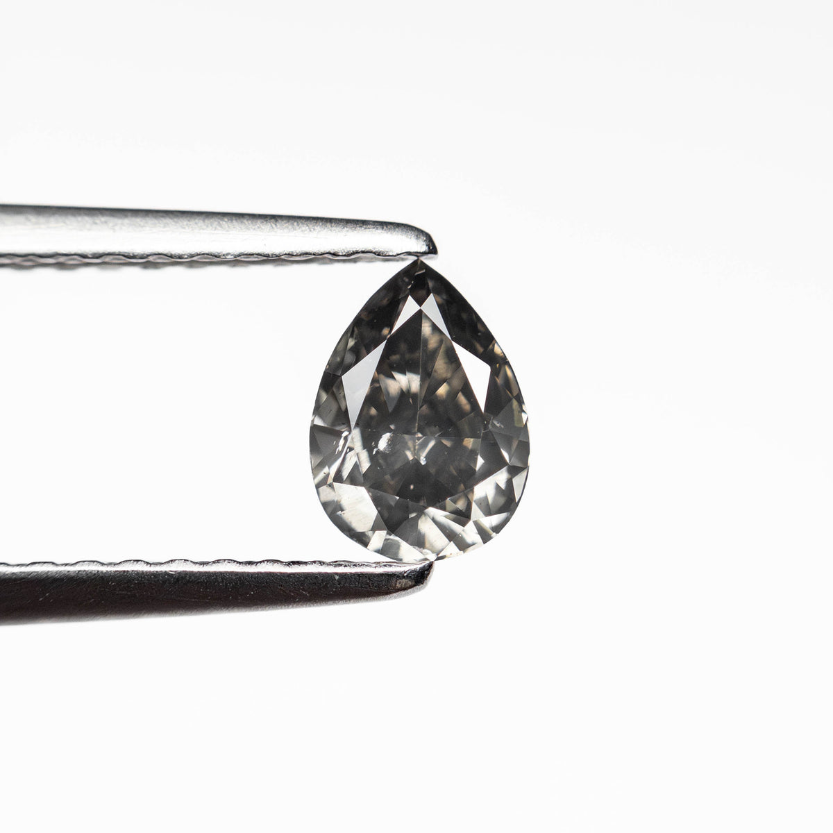 
            0.39ct 5.76x4.14x2.42mm Pear Brilliant 19923-49