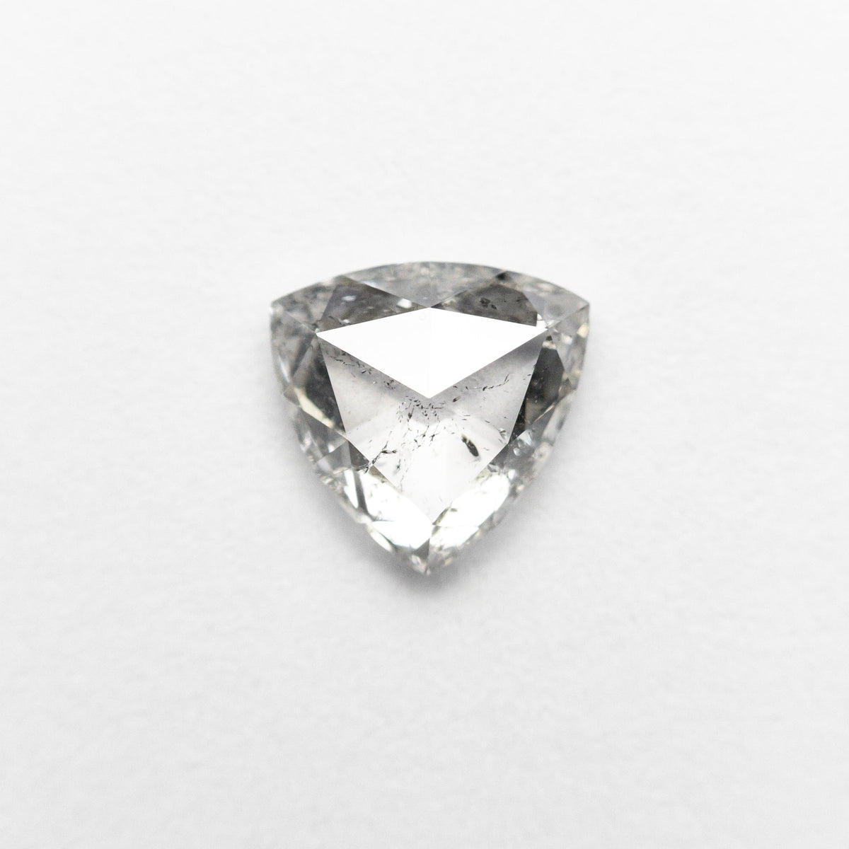 
            0.65ct 6.13x6.01x2.14mm Trillion Rosecut 20026-13