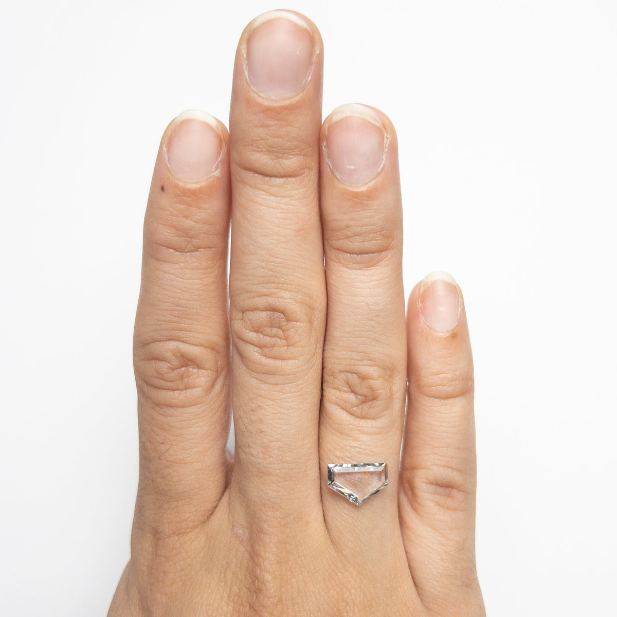 
            1.62ct 10.67x7.27x1.95mm Shield Portrait Cut Sapphire 20885-01