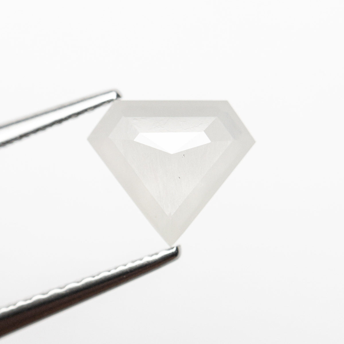 
            1.04ct 7.02x8.11x2.81mm Shield Rosecut 21879-22