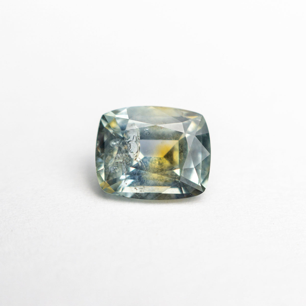 
            1.34ct 6.99x5.82x3.62mm Cushion Brilliant Sapphire 22683-01