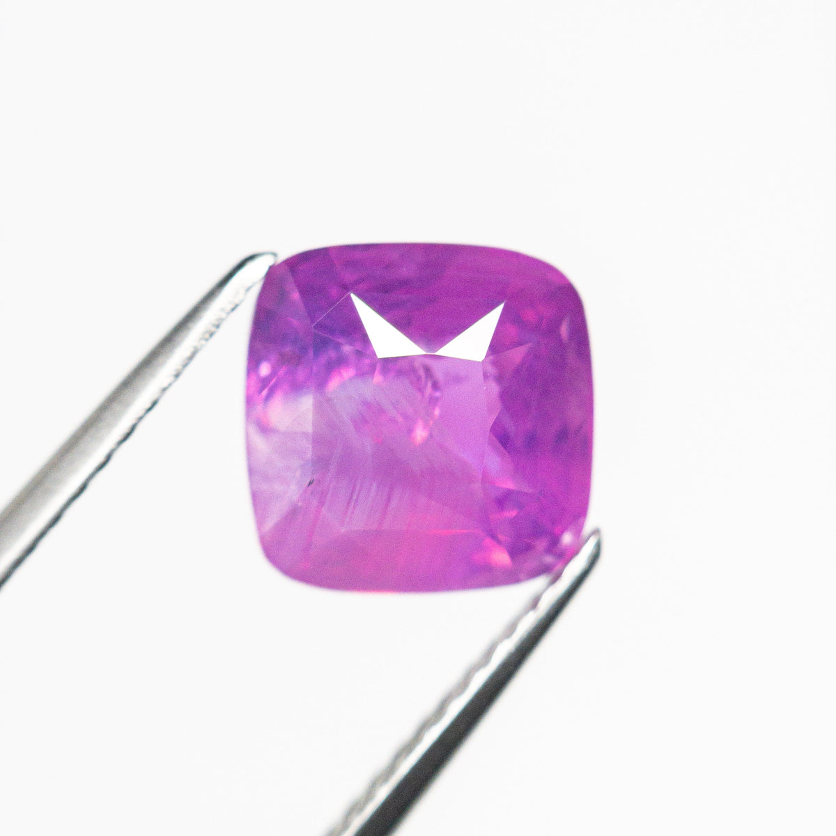 
            3.52ct 8.28x8.26x5.22mm Cushion Brilliant Sapphire 22930-01