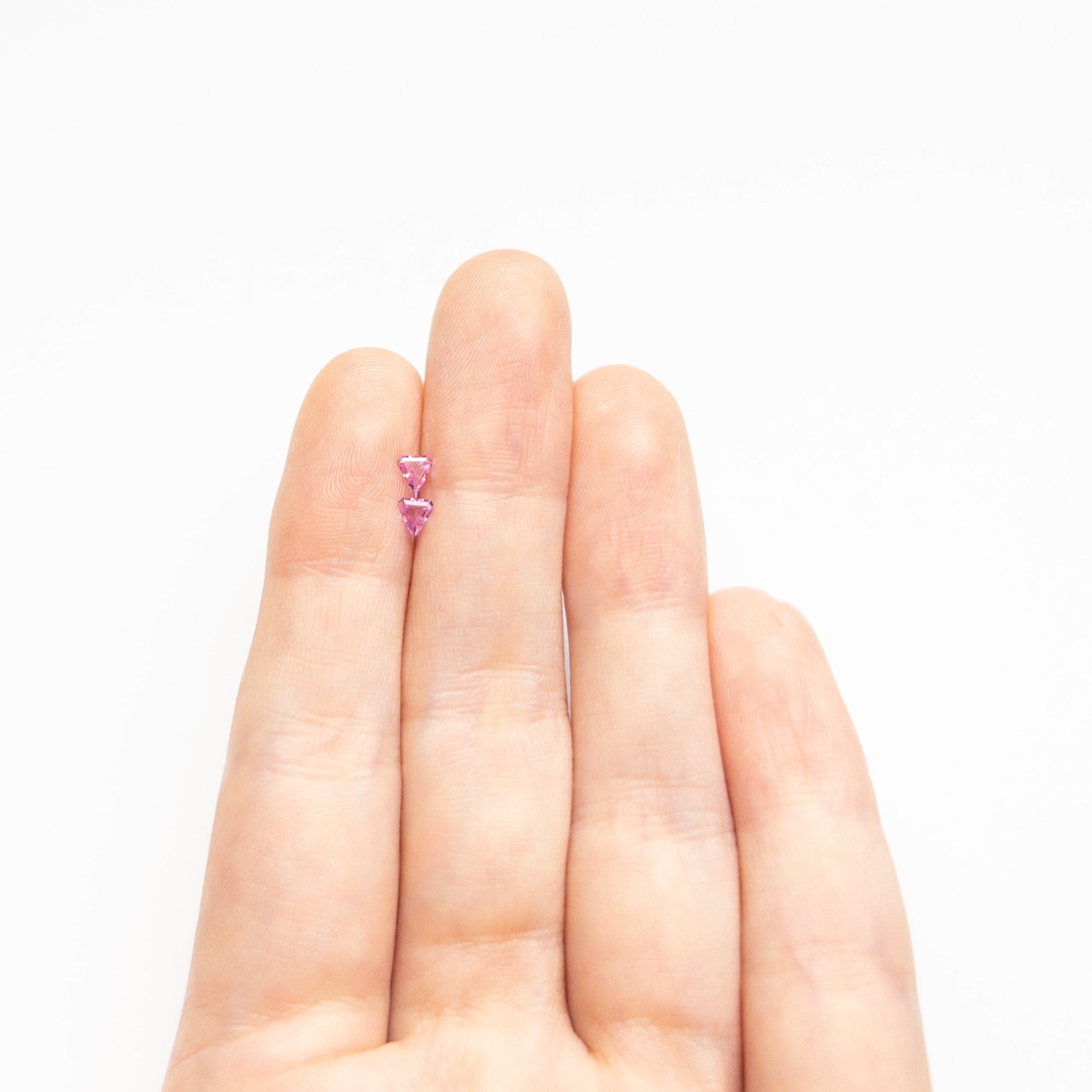 0.21cttw 2pc 3.96x3.49x1.27mm 3.97x3.48x1.31mm Shield Step Cut Sapphire Matching Pair 23393-01