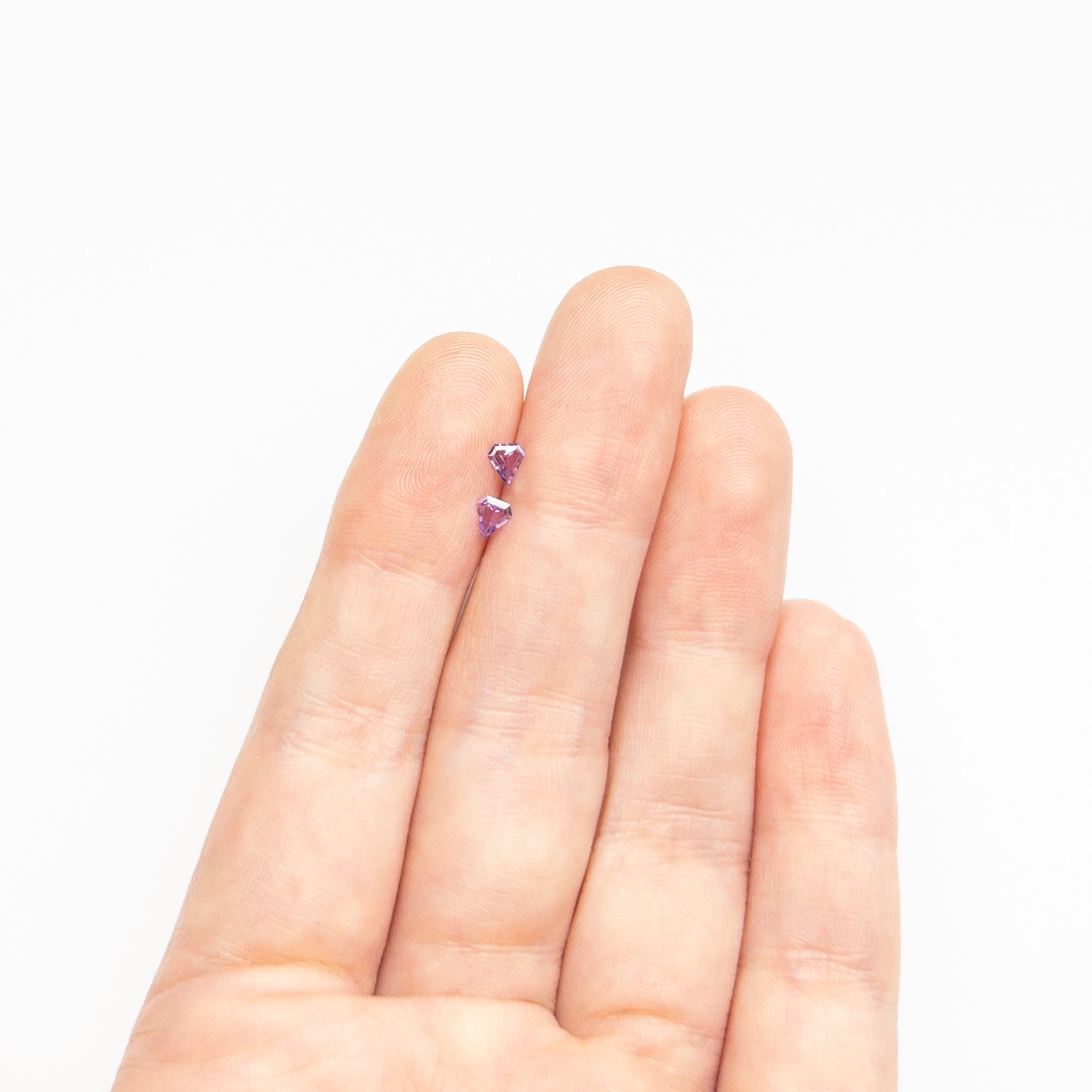 0.22cttw 2pc 3.99x3.47x1.30mm 4.01x3.49x1.31mm Shield Step Cut Sapphire Matching Pair 23397-01