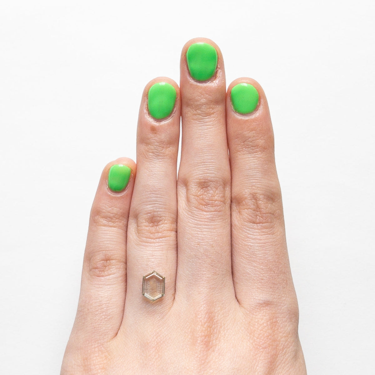 
            1.93ct 9.16x6.63x2.54mm Hexagon Portrait Cut Sapphire 23474-29