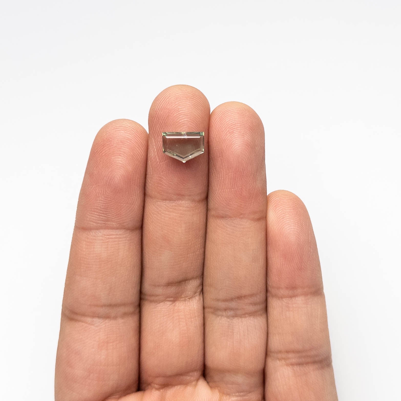 3.23ct 7.13x9.62x3.50mm Shield Portrait Cut Sapphire 23684-05