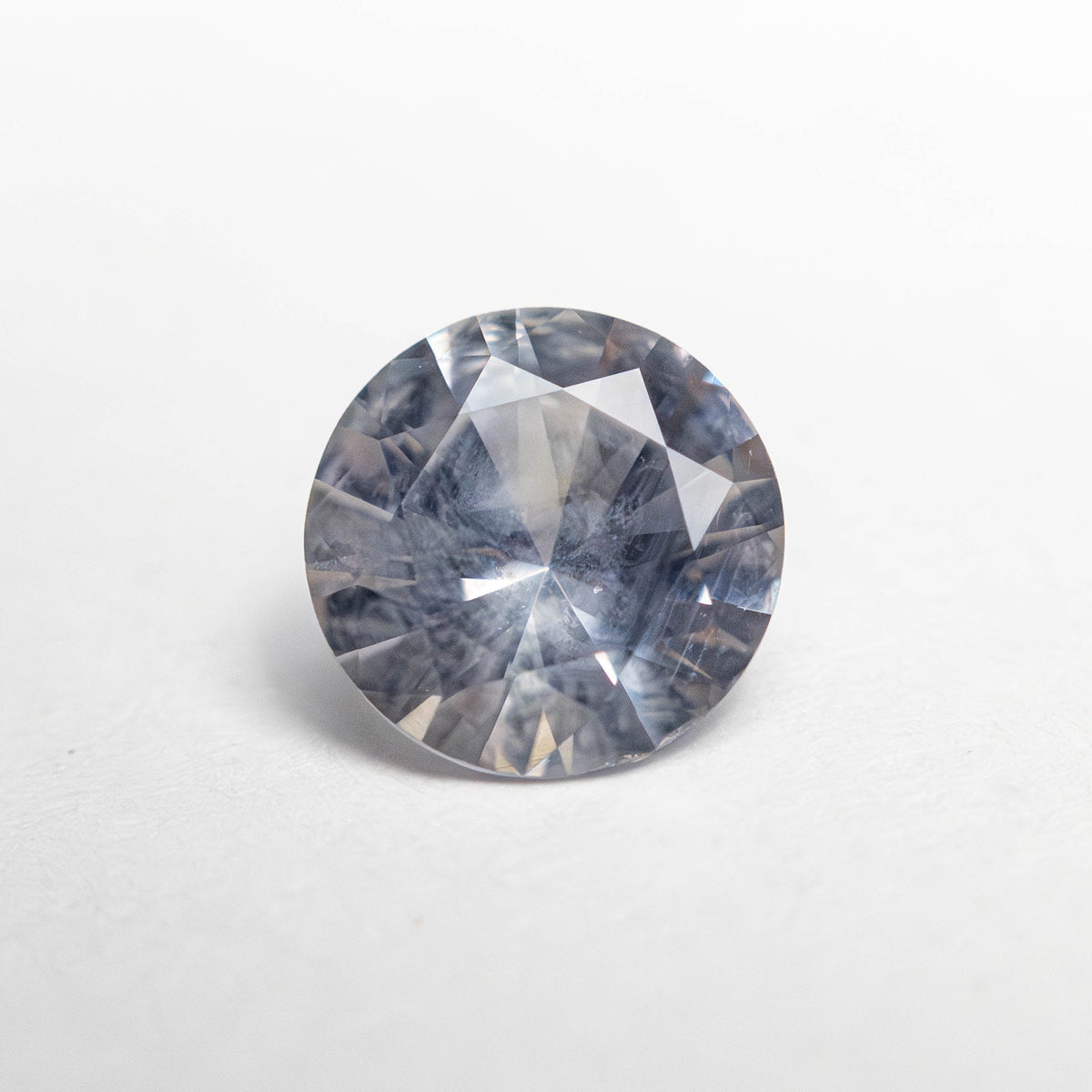 
            1.05ct 6.56x6.55x3.70mm Round Brilliant Sapphire 23711-08