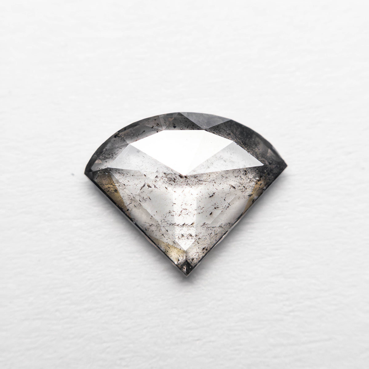 
            1.05ct 7.37x9.14x2.27mm Fan Rosecut 23834-22