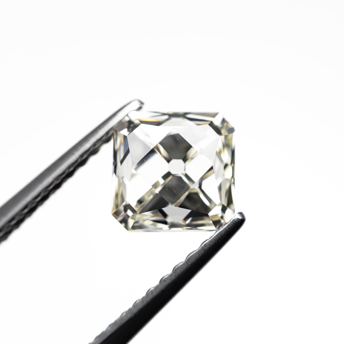 
            1.51ct 6.03x5.79x4.91mm SI2 O-P Modern Antique French Cut 24291-03