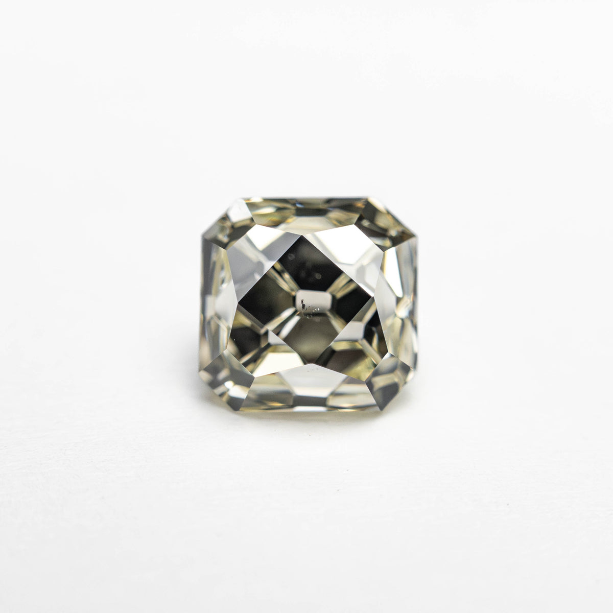 
            1.53ct 5.94x5.92x4.85mm SI1 K Modern Antique French Cut 24291-04