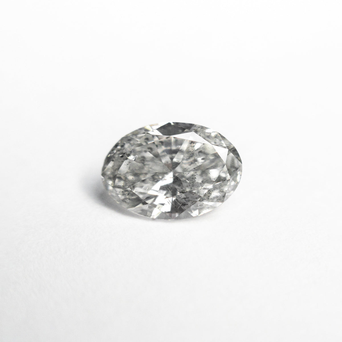 
            1.00ct 8.01x5.64x3.14mm Oval Brilliant 24501-02