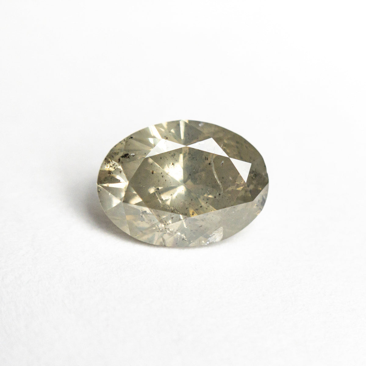 
            1.40ct 8.50x6.21x4.06mm Oval Brilliant 24510-02