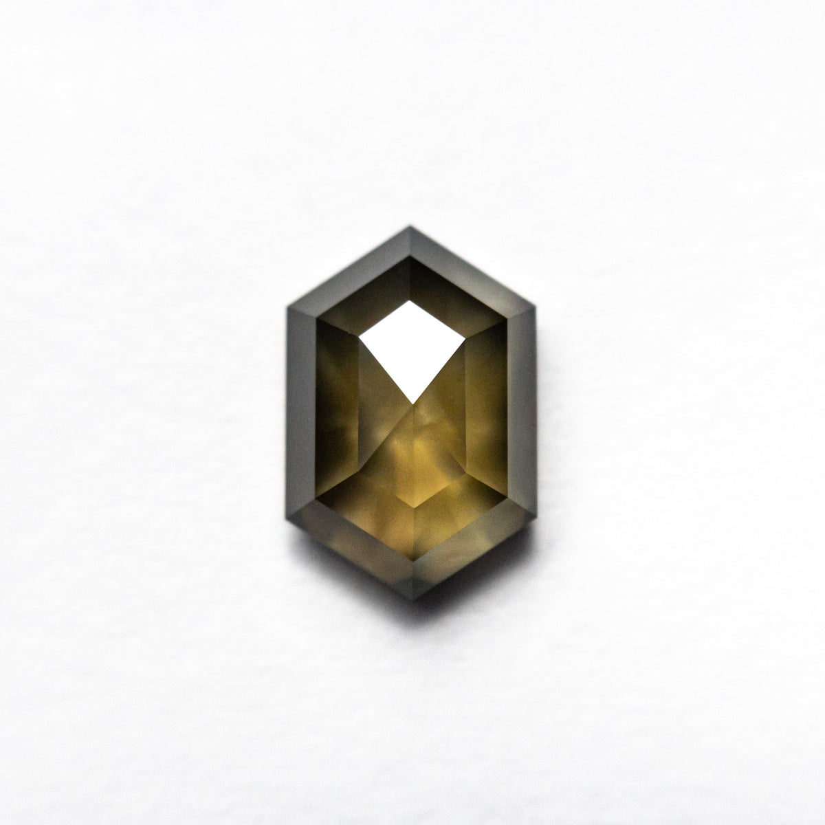 
            1.68ct 8.68x5.86x3.37mm Hexagon Rosecut 24511-12