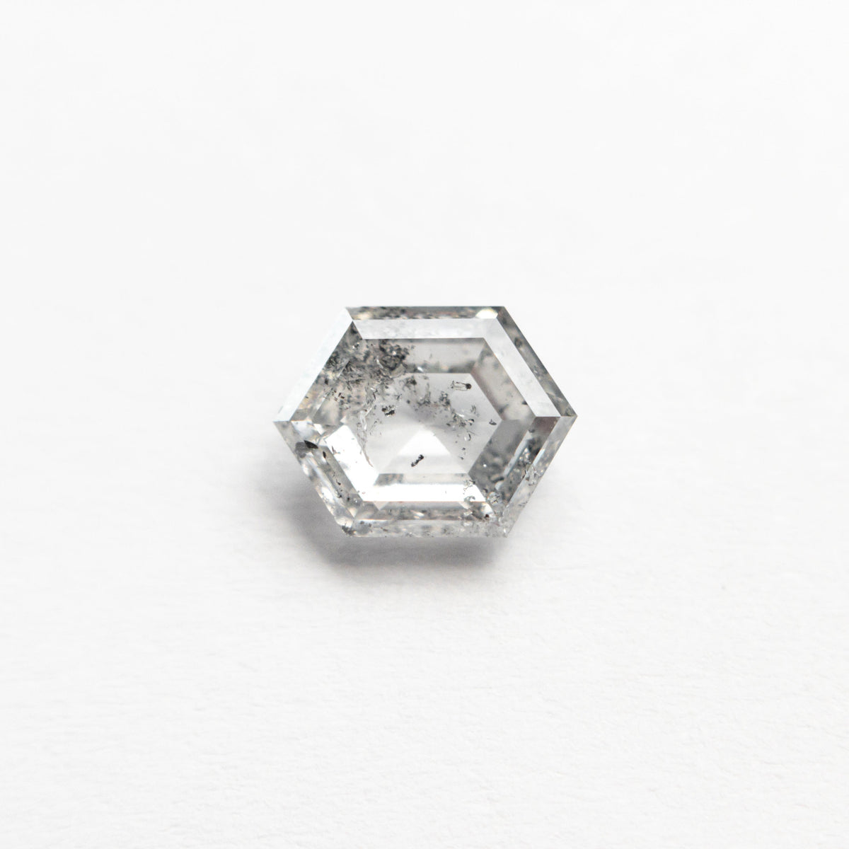 
            0.86ct 6.71x5.11x2.89mm Hexagon Step Cut 🇨🇦 24588-01