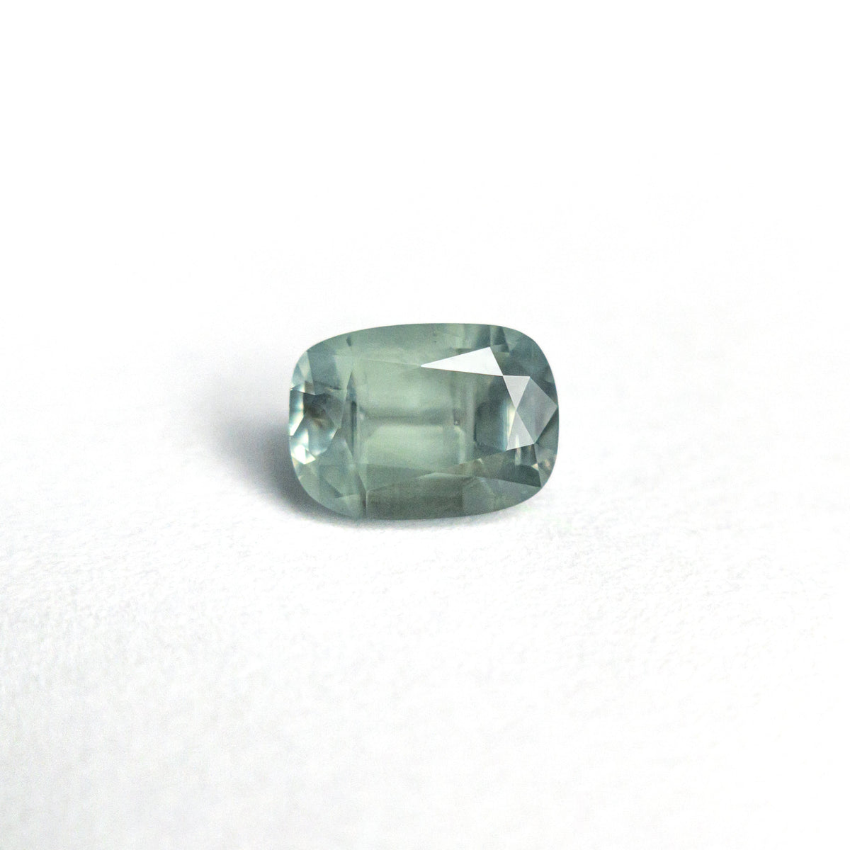 
            0.78ct 6.11x4.42x3.15mm Cushion Brilliant Sapphire 23715-07