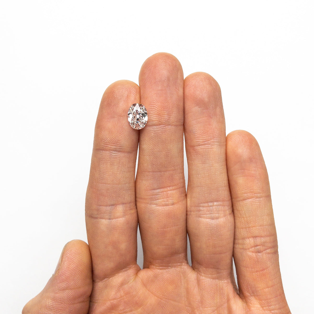 
            2.01ct 9.42x7.04x3.90mm GIA SI1 E Modern Antique Oval Brilliant 25159-01