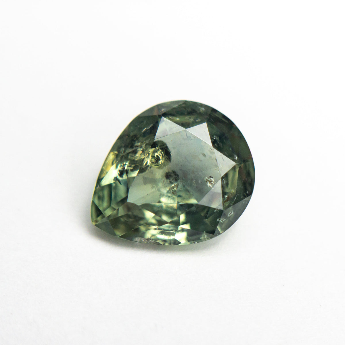 
            2.53ct 9.53x7.91x4.35mm Pear Brilliant Sapphire 25175-07