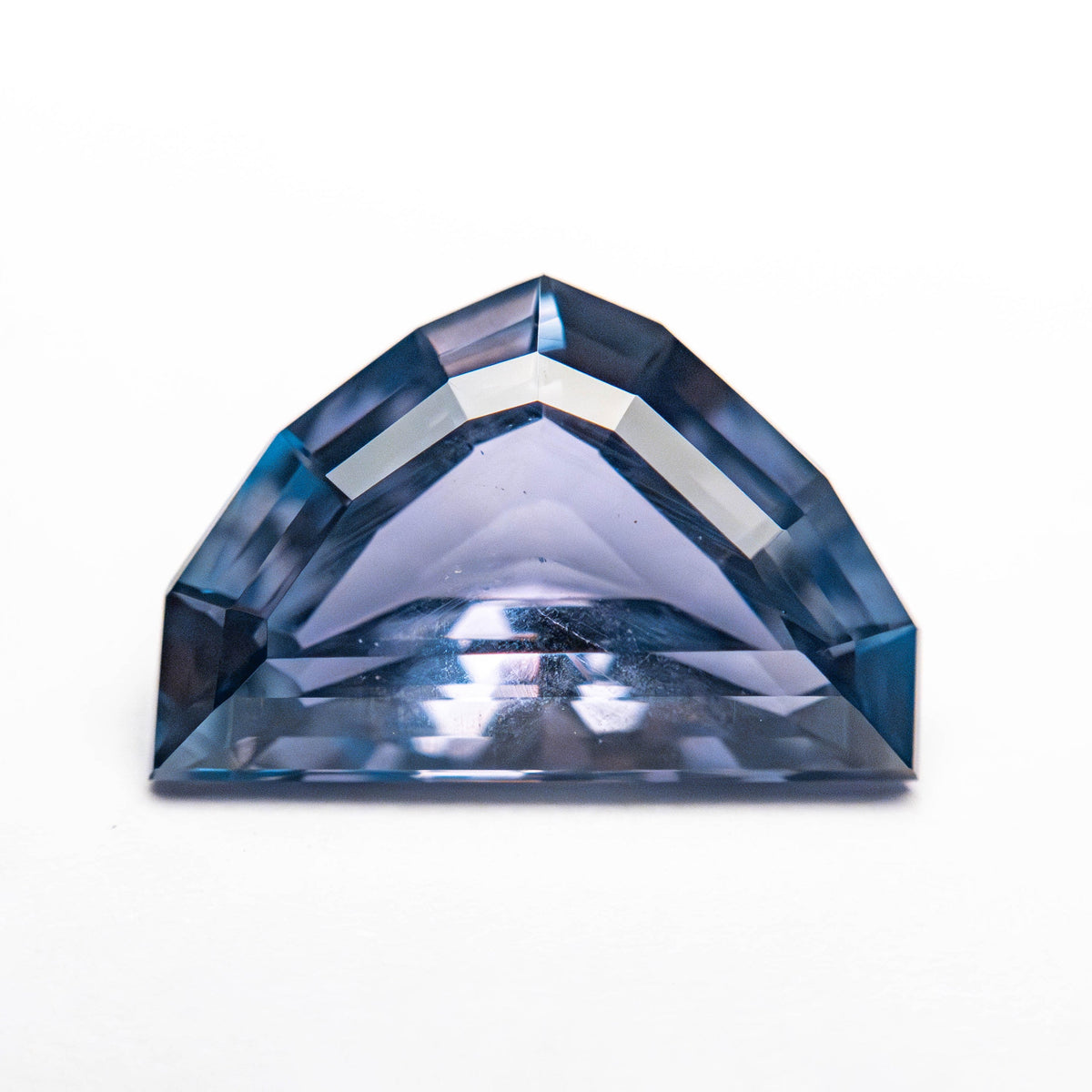 
            3.51ct 7.82x11.75x4.63mm Shield Step Cut Sapphire 25175-25