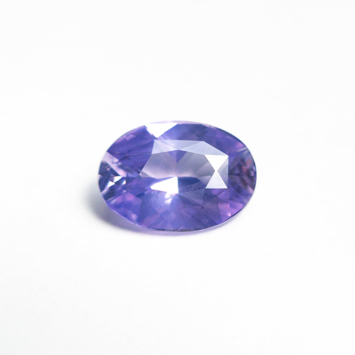 
            2.01ct 9.19x6.57x4.19mm Oval Brilliant Sapphire 25292-01