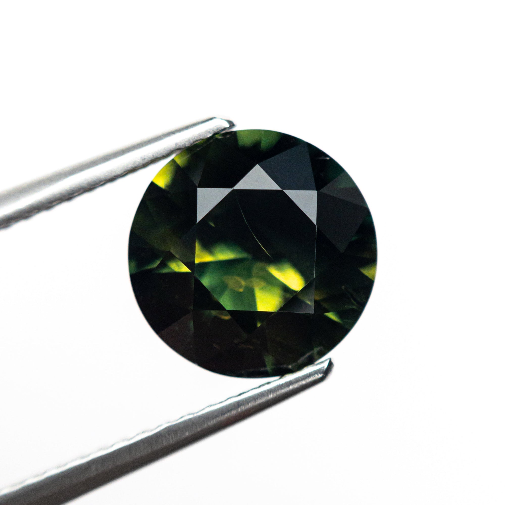 3.00ct 9.07x9.02x5.18mm Round Brilliant Sapphire 25373-01