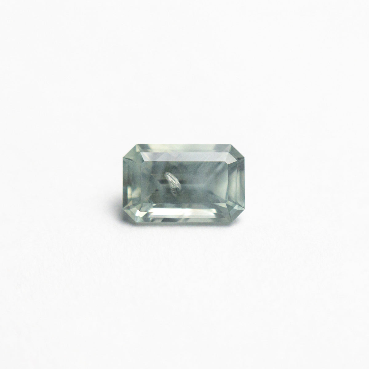 
            0.76ct 6.26x4.01x2.85mm Cut Corner Rectangle Step Cut Sapphire 25427-01