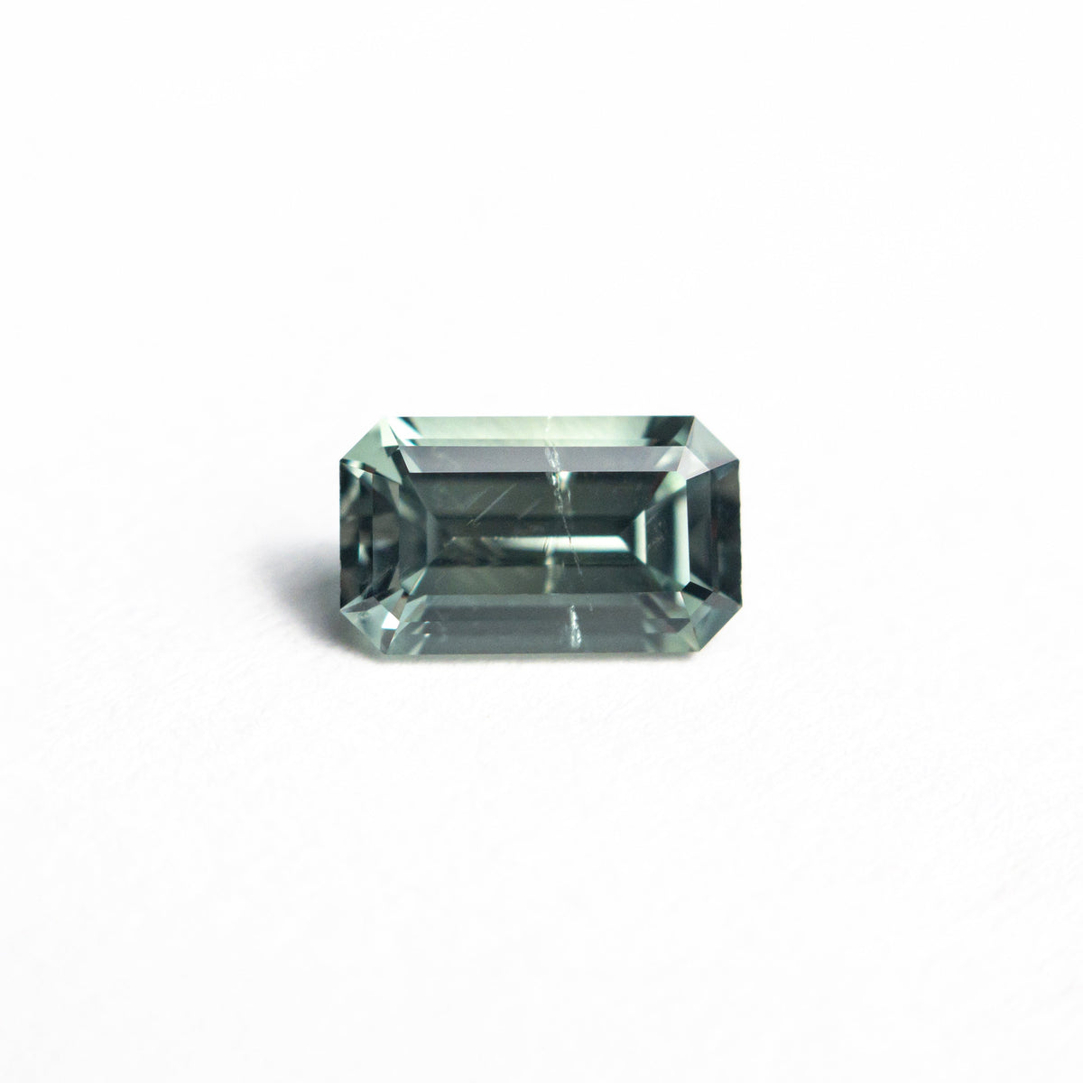 
            0.97ct 7.20x4.23x3.06mm Cut Corner Rectangle Step Cut Sapphire 25428-01