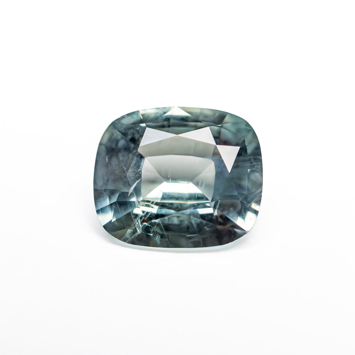 
            1.78ct 7.92x6.78x3.72mm Cushion Brilliant Sapphire 25431-01