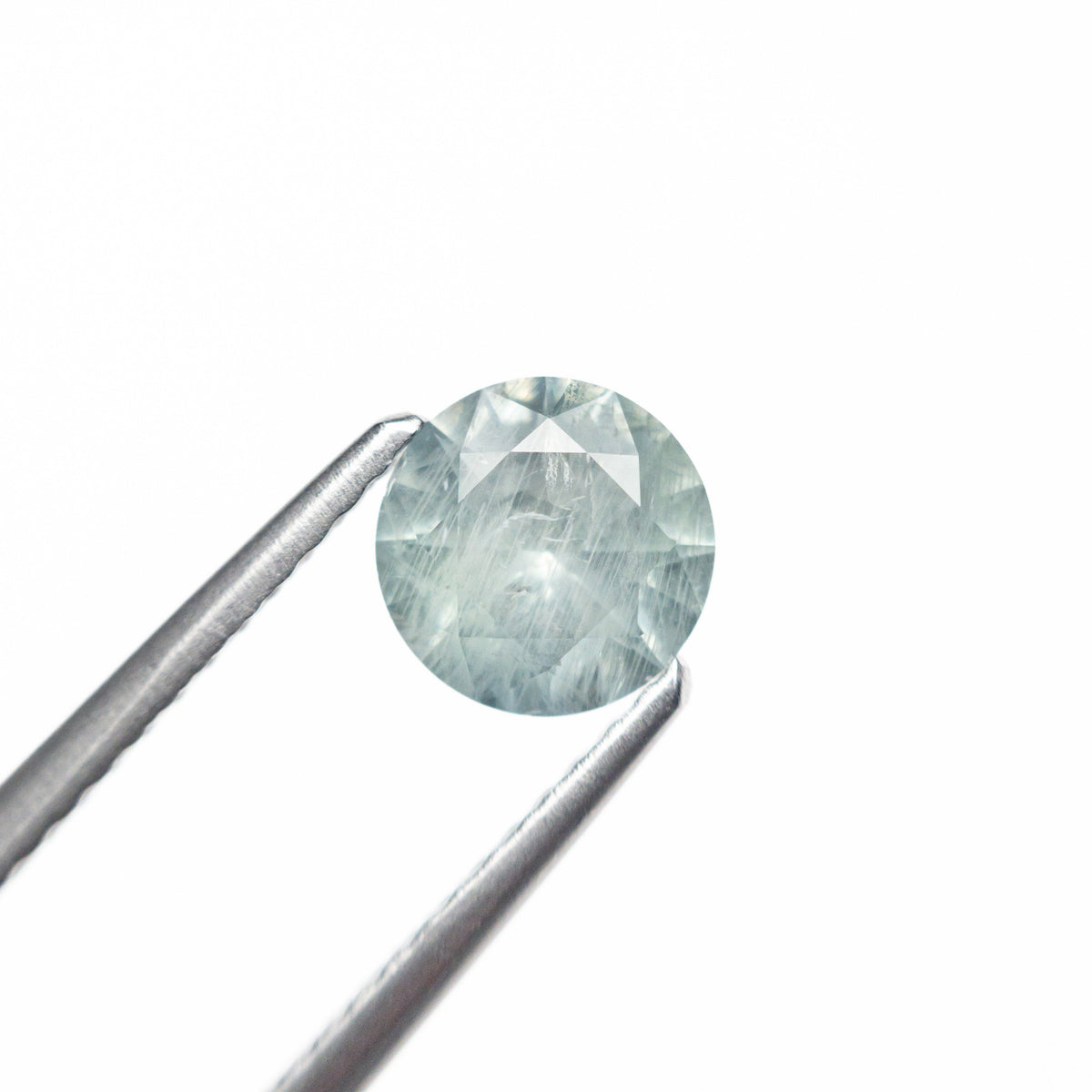 
            0.93ct 6.02x6.00x3.58mm Round Brilliant Sapphire 25433-01