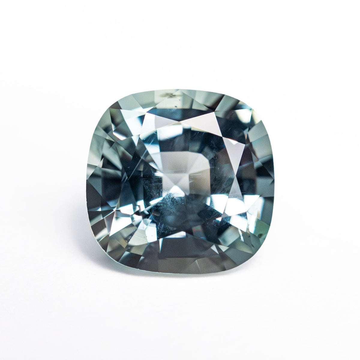 
            3.26ct 8.53x8.47x5.40mm Cushion Brilliant Sapphire 25437-01