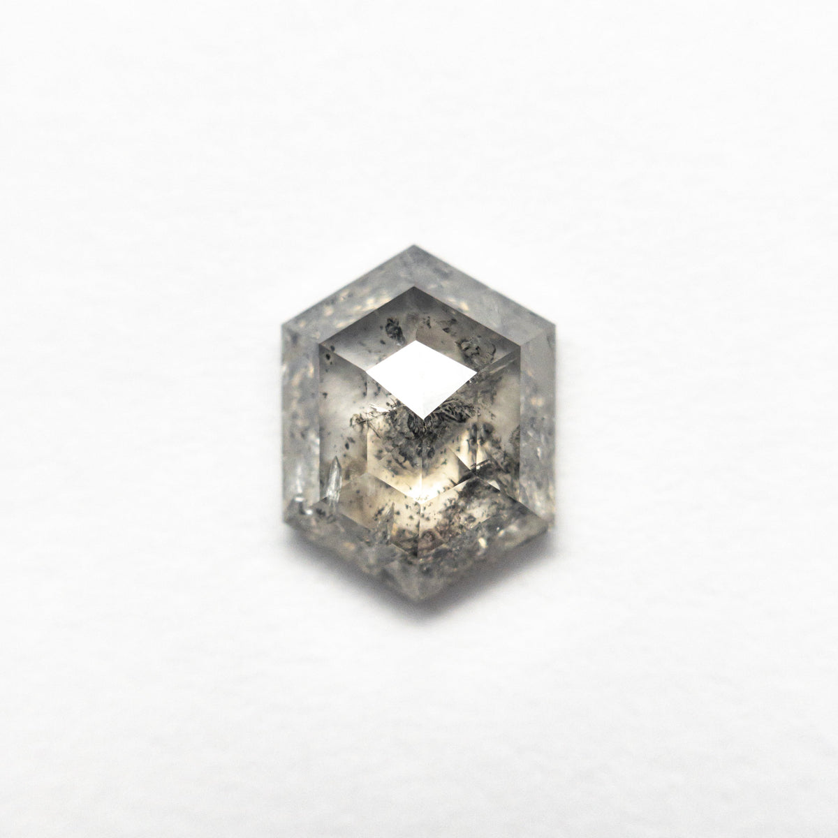 
            1.27ct 8.08x6.18x2.81mm Hexagon Rosecut 25450-08