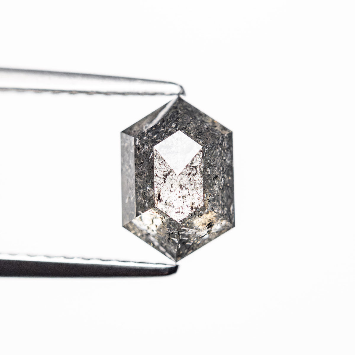 
            1.61ct 7.92x5.39x3.98mm Hexagon Rosecut 25452-12