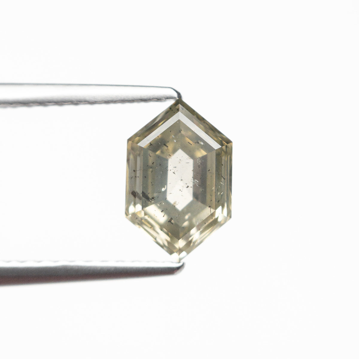 
            1.35ct 8.82x5.70x3.25mm Hexagon Step Cut 25455-02