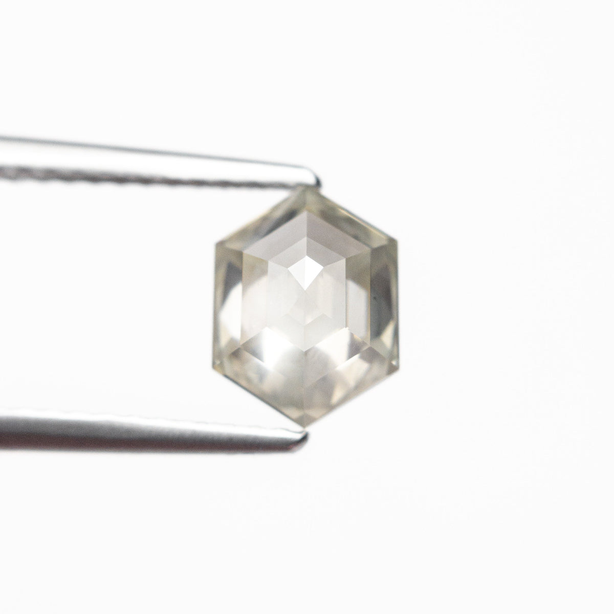 
            1.34ct 8.06x6.07x3.49mm Hexagon Step Cut 25455-07