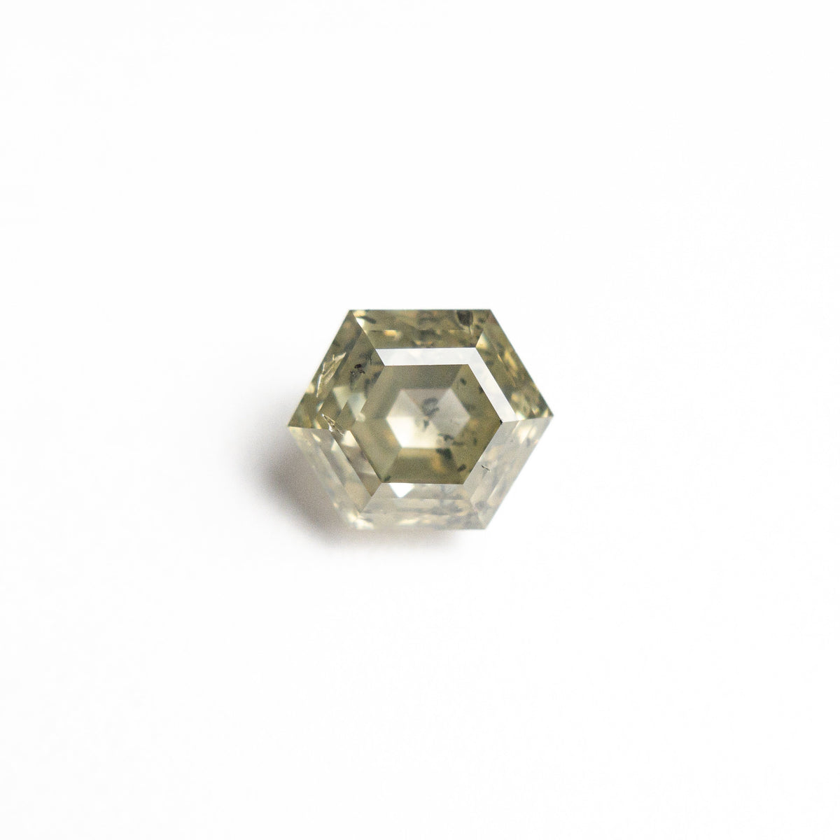 
            1.07ct 6.36x5.29x3.98mm Hexagon Step Cut 25455-11