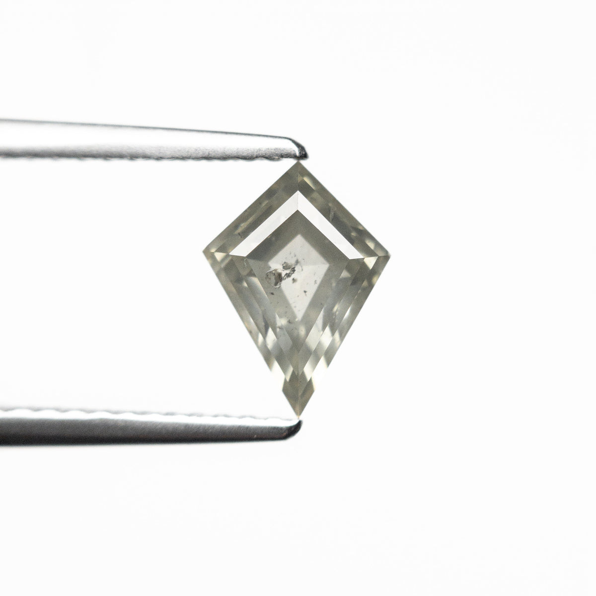 
            1.05ct 8.43x6.19x3.53mm Kite Step Cut 25455-15