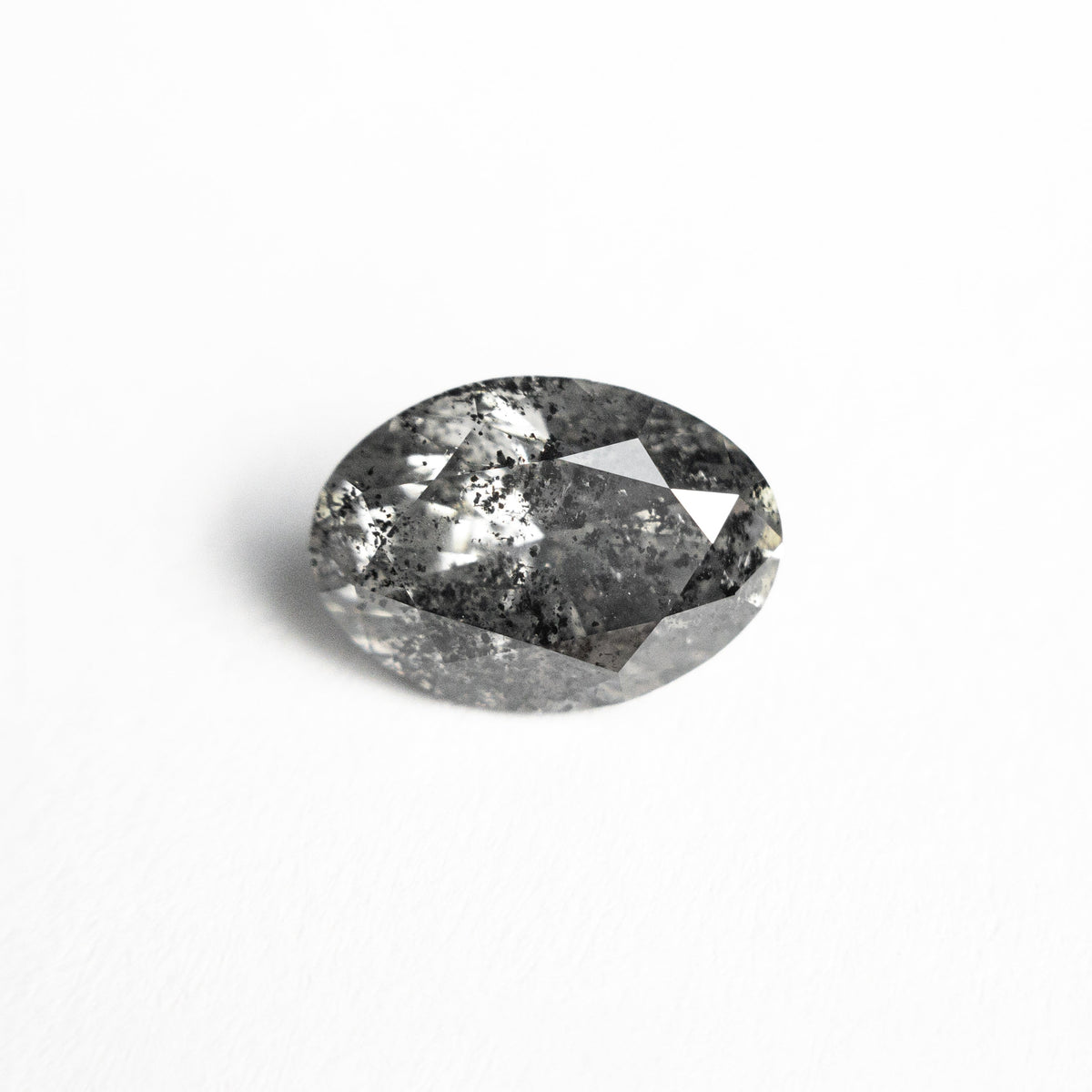 
            1.31ct 8.33x6.00x4.06mm Oval Brilliant 25467-01