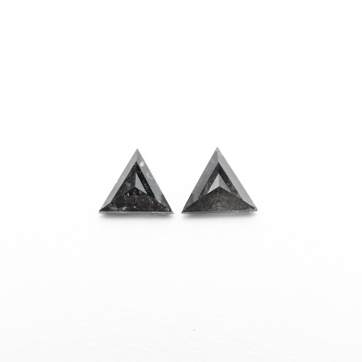 
            0.24cttw 3pc 3.58x3.55x1.61mm 3.55x3.54x1.58mm Triangle Rosecut Matching Pair 25496-02