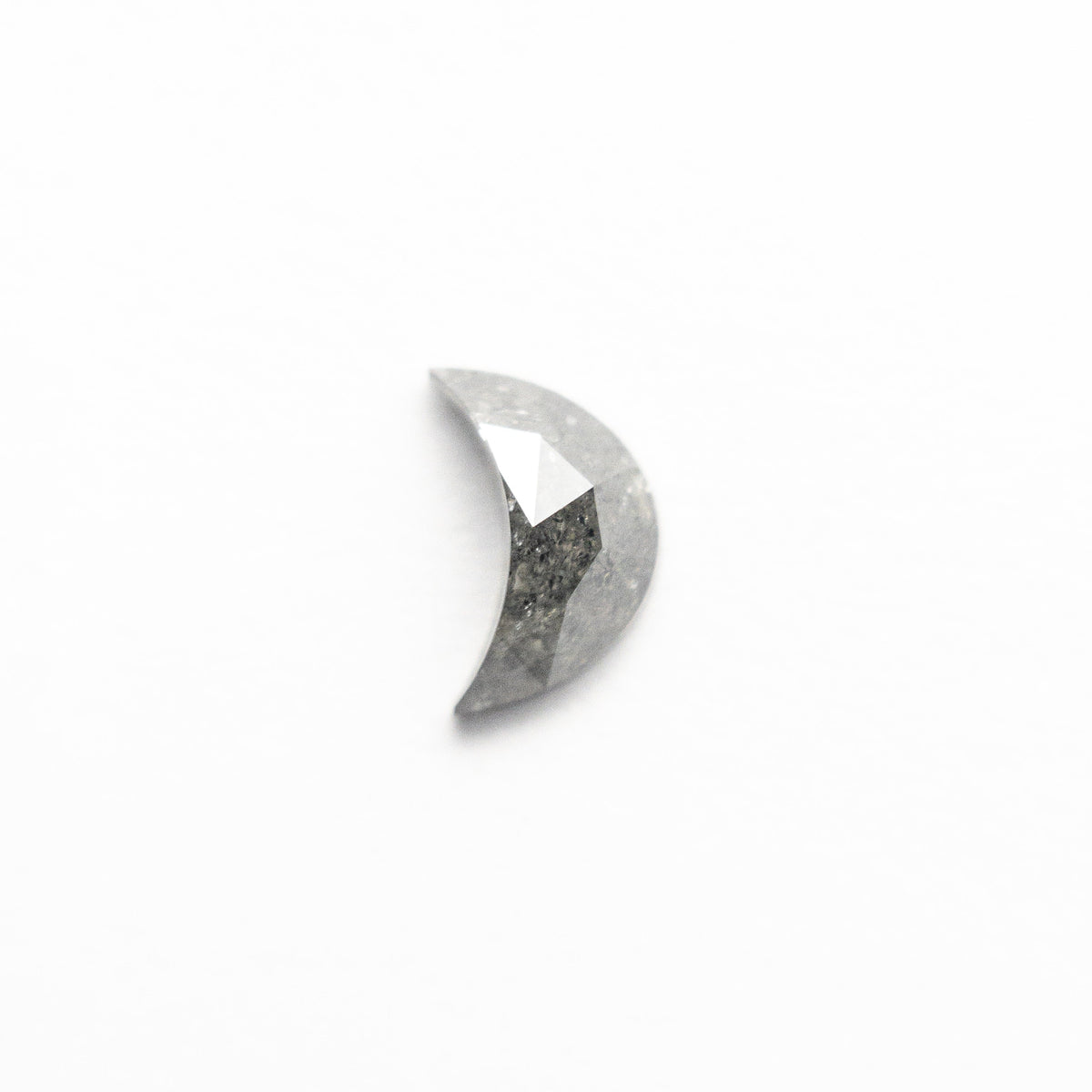 
            0.43ct 6.33x4.04x2.59mm Crescent Moon Rosecut 25510-01