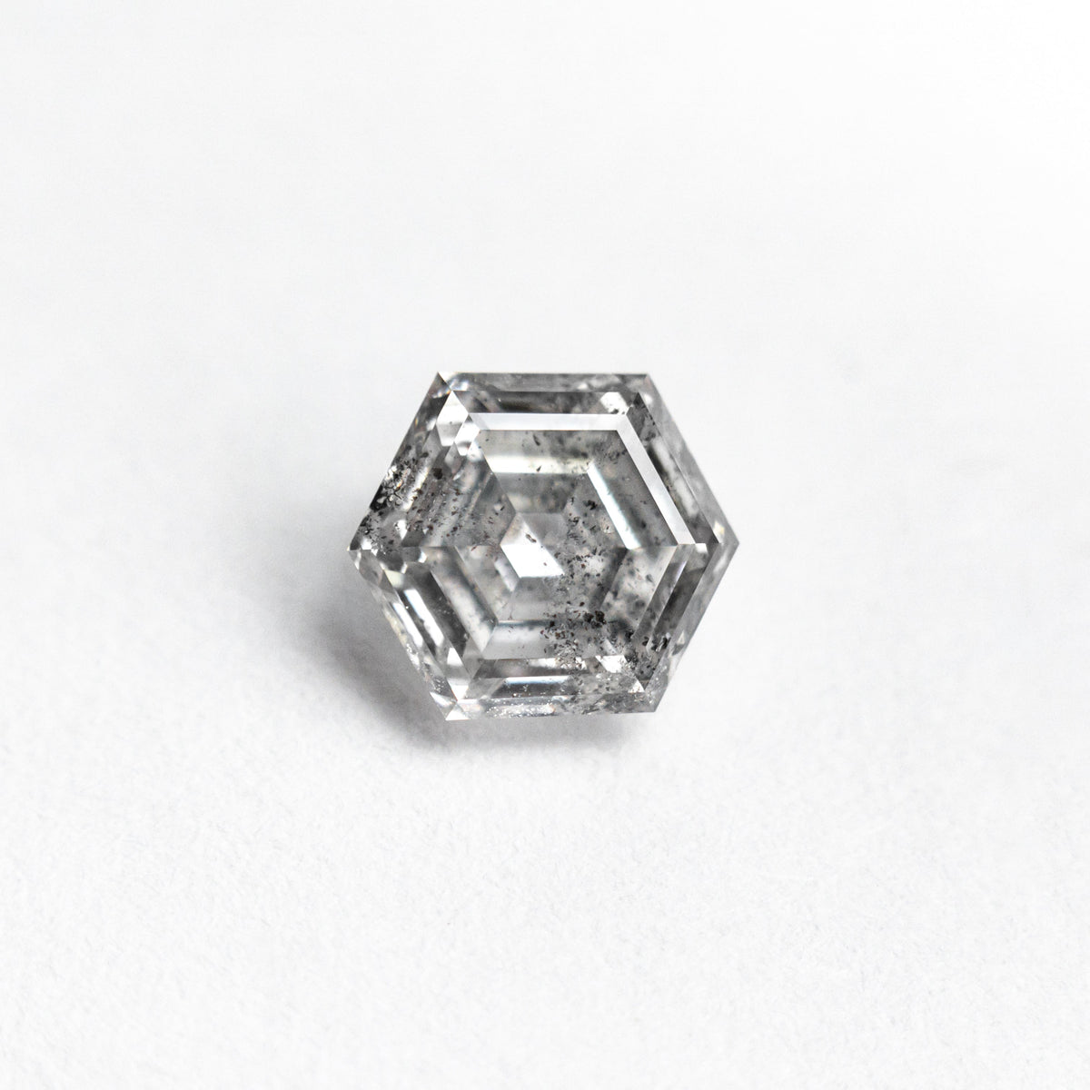 
            1.10ct 6.82x5.94x3.63mm Hexagon Step Cut 🇨🇦 25587-01