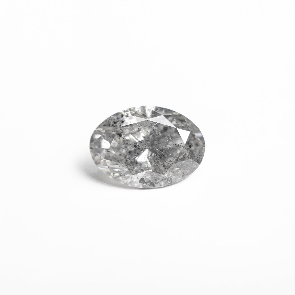 
            1.03ct 7.84x5.62x3.60mm Oval Brilliant 25791-01