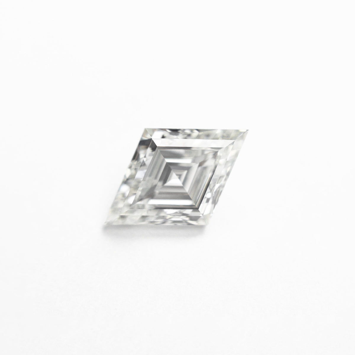 
            1.12ct 9.41x6.30x3.89mm GIA VS1 I Lozenge Step Cut 25802-02