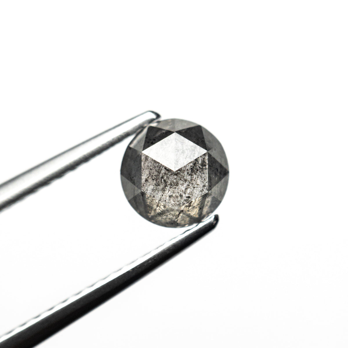 
            0.97ct 6.00x5.98x3.17mm Round Rosecut 25809-08